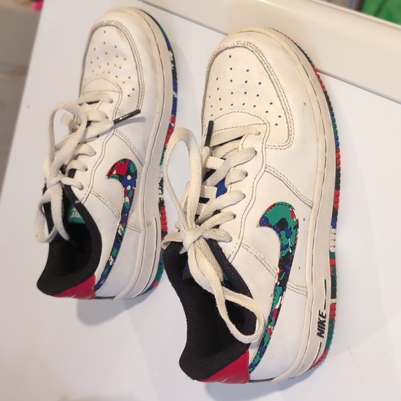 Nike Air Force 1 kids size 13 - Picture 3 of 3